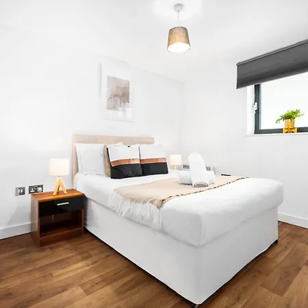 Birmingham City Centre - Self Contained Apartment - Private Access - Free Wifi & Netflix - Top Rated - 3Ps Exterior photo