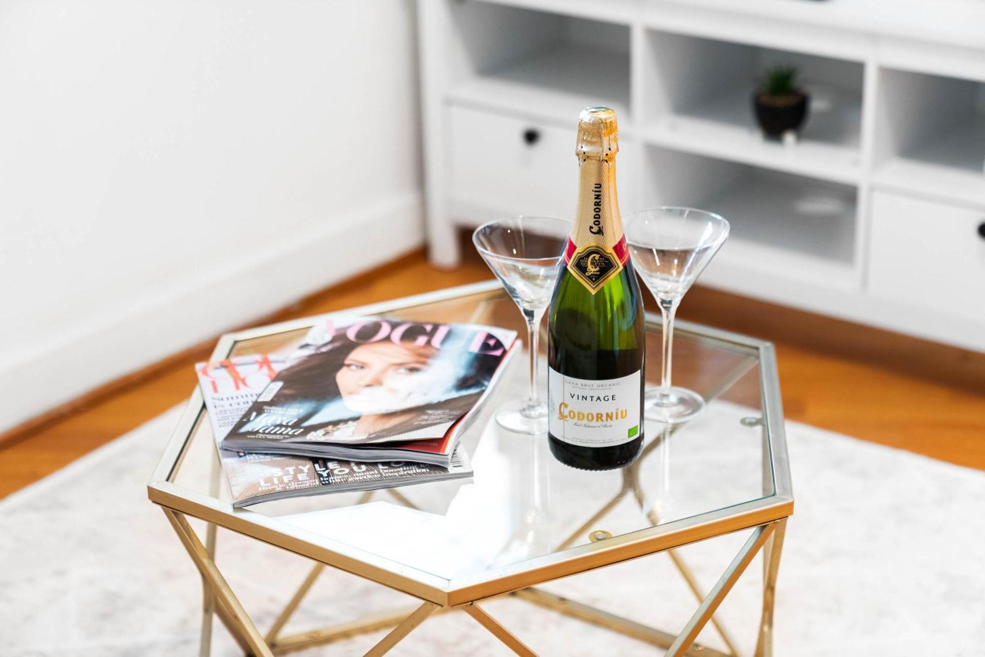 Apartamento Centre - Self Contained - Private Access - Free Wifi & Netflix - Rated - 3ps Birmingham