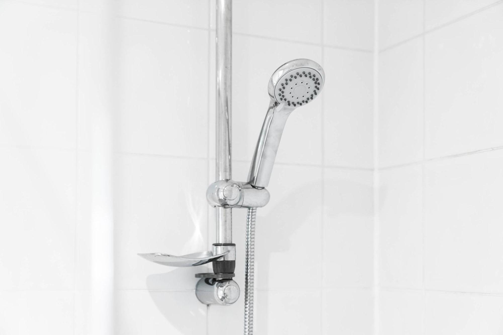 Centre - Self Contained - Private Access - Free Wifi & Netflix - Rated - 3ps Apartamento